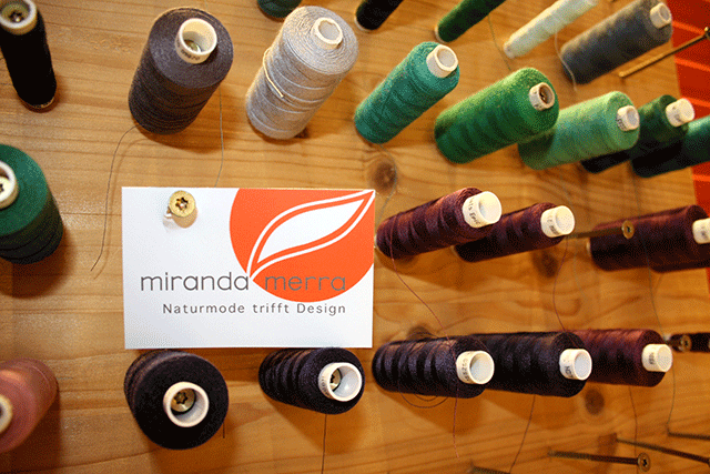 Garnrollen und Visitenkarte Miranda merra - Naturmode trifft Design Dresden